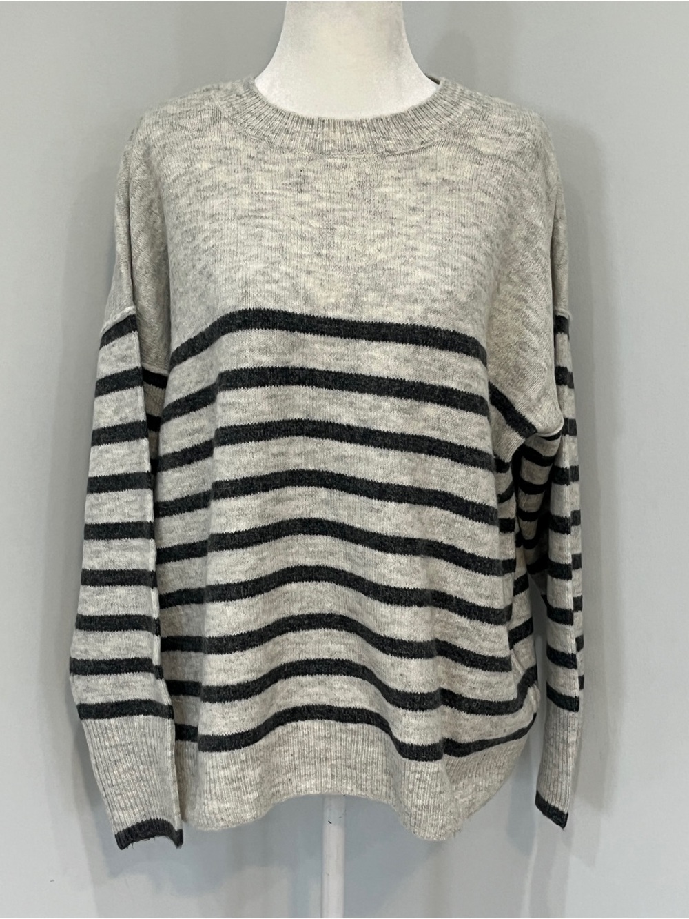 Women’s Vince Camuto Light Gray Crewneck Sweater with Charcoal Stripes